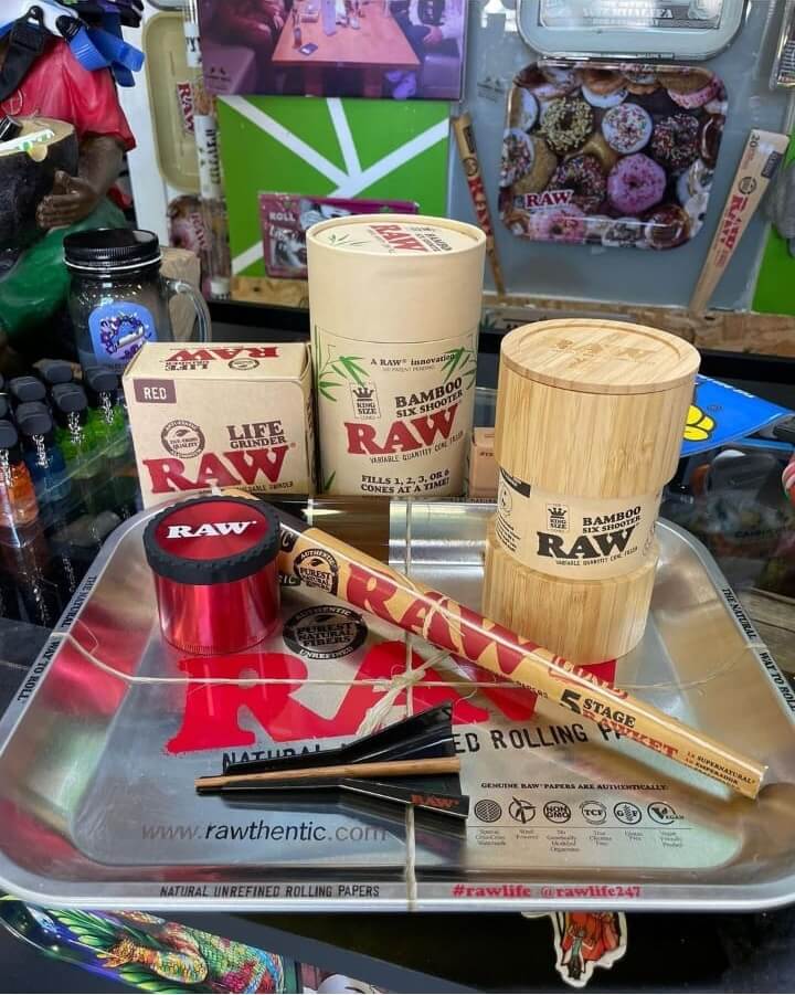 ניירות גלגול RAW — הבסיס לג'וינט מושלם